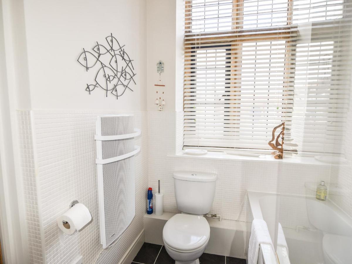 Appartamento 3 Coram Tower Lyme Regis Esterno foto
